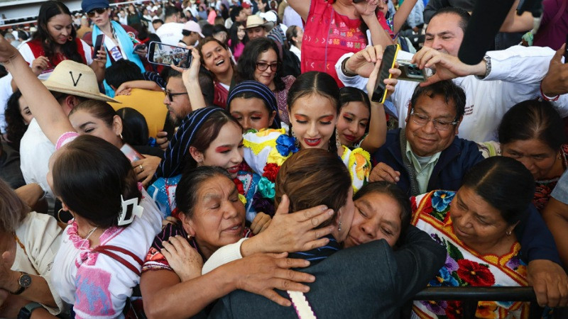 "Gracias al pueblo purépecha soy lo que soy": Claudia Sheinbaum presume logros de la 4T en Morelia 