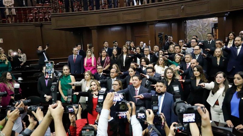 Congreso de Michoacán tomó protesta a 109 nuevas personas juzgadoras representantes del Poder Judicial 