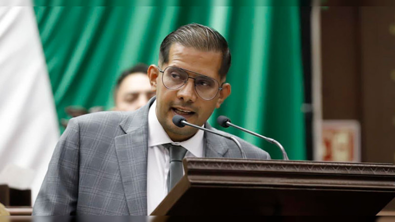 Llama Conrado Paz a legislar con responsabilidad y sensibilidad social 