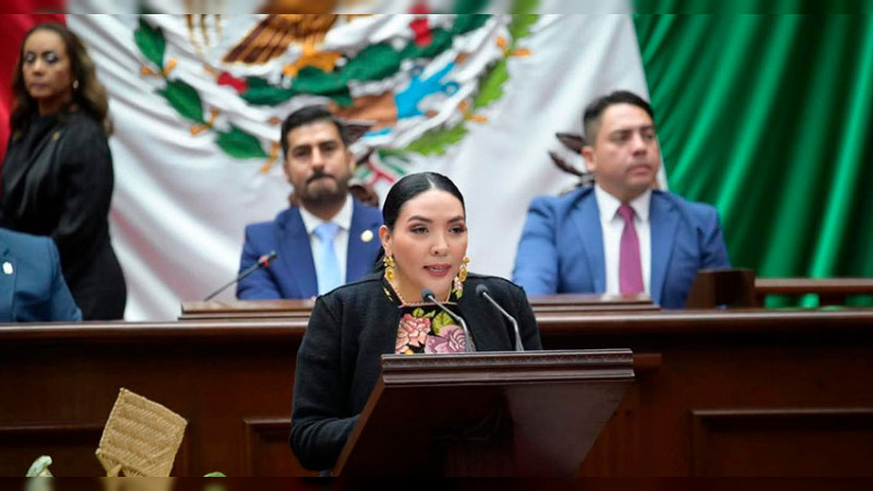 GPPRI seguirá siendo oposición responsable que construye y propone: Adriana Campos Huirache 