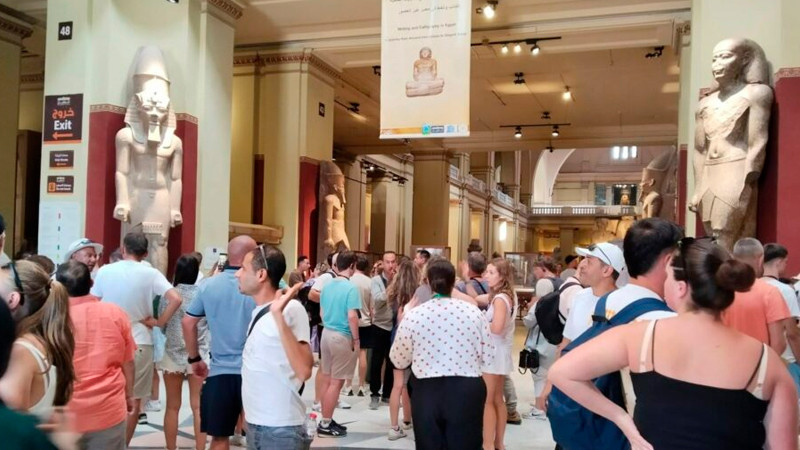 Desaparece brazalete de oro de 3 mil años de antigüedad del Museo Egipcio 
