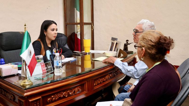 Diana Caballero restablece las audiencias ciudadanas: Queréndaro 