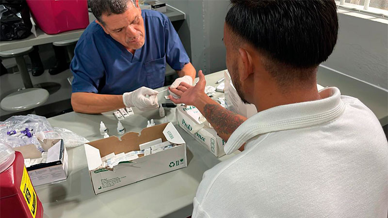  Atienden jornadas médicas a cientos de internos en cinco penales de Michoacán  