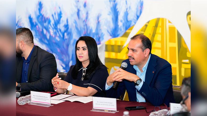 Promueve Gladyz Butanda plan de contención de accidentes de tránsito en Michoacán 