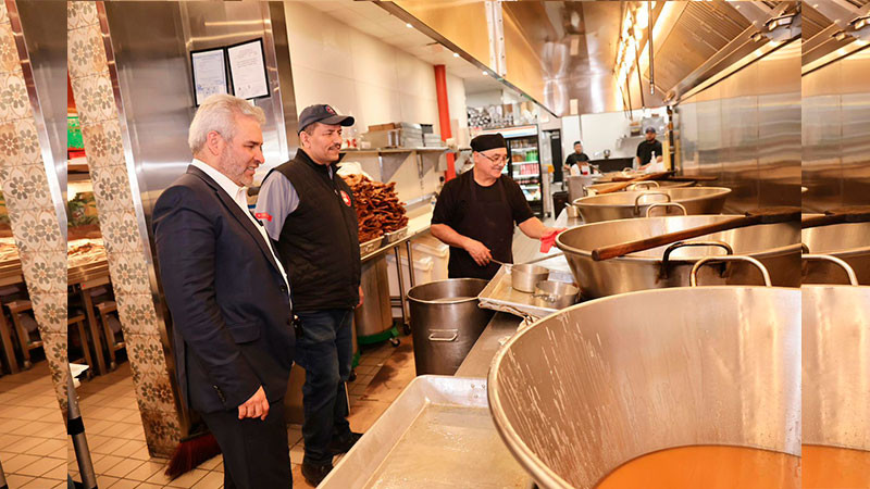 Bedolla promueve inversión a empresarios hispanos de Illinois 
