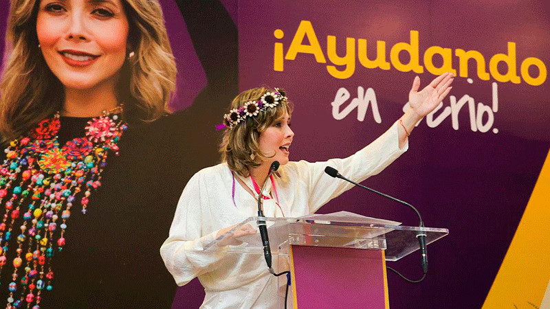 Arropada por la sociedad civil, Brissa Arroyo rinde su Primer Informe Legislativo  