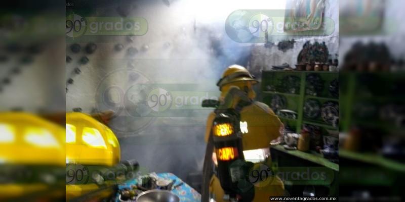 Bomberos de la ABEM atienden incendio en Zacapu; no hay heridos  - Foto 0 