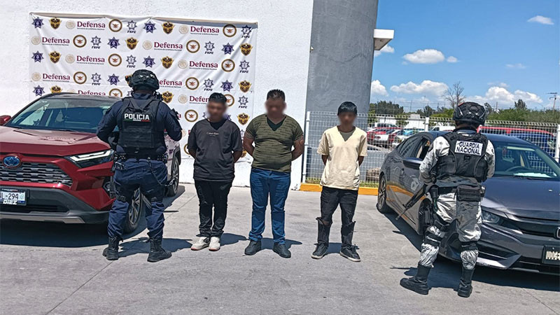 Detienen a tres hombres de Michoacán y Edomex por robo equiparado en Celaya 