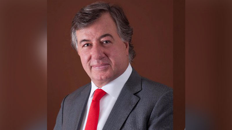 Presidente del Consejo de Administración de Grupo Aeroportuario del Sureste compra el 25% de Banamex 