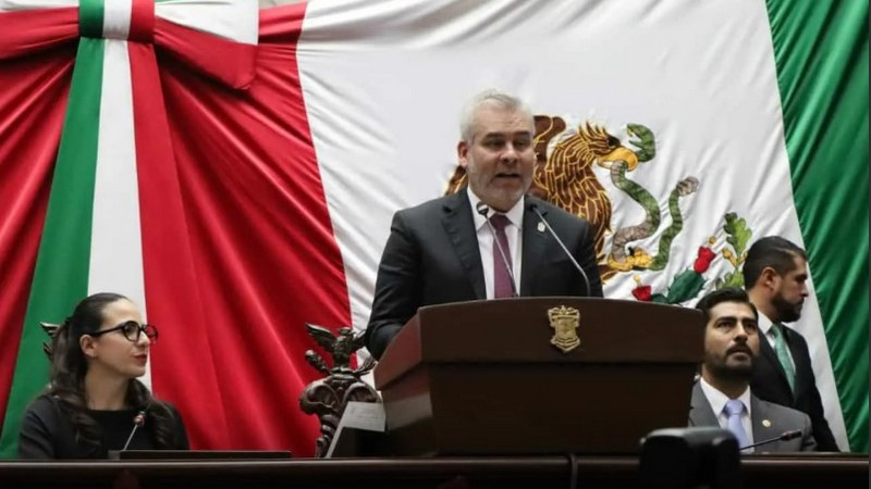 Bedolla pide a gabinete consolidar cambios construidos en Michoacán durante su gobierno 