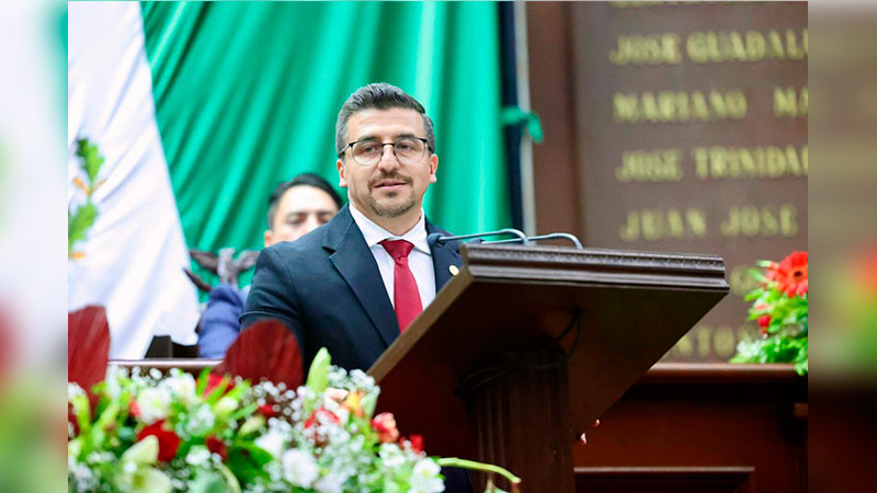  Toño Mendoza reconoce avances en Michoacán durante el 4º Informe del Gobernador Alfredo Ramírez Bedolla 