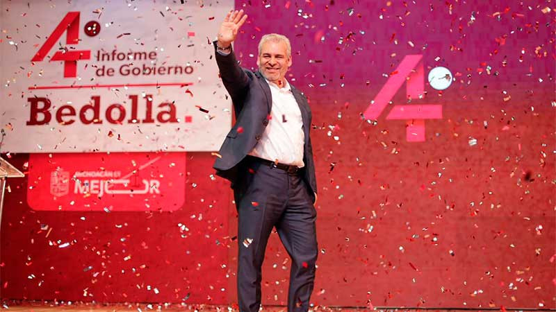Bedolla presenta informe regional en Zamora; anuncia modernización carretera 