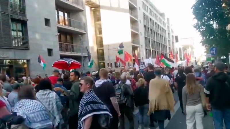 Más de 18 mil personas se manifiestan en Berlín; piden fin del conflicto en Gaza 