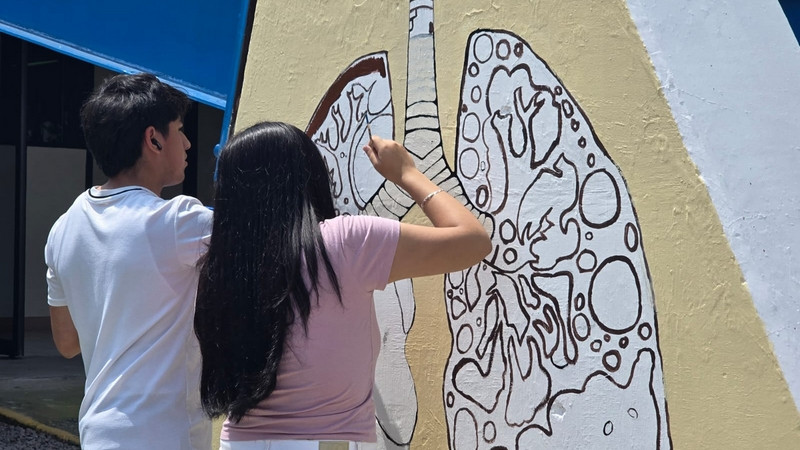 Fomenta UT San Juan bienestar estudiantil con jornada de Murales por la Paz 