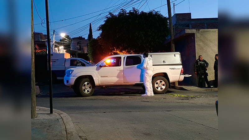 Ultiman dos hombres dentro de dos comercios distintos casi de manera simultánea en Guanajuato 
