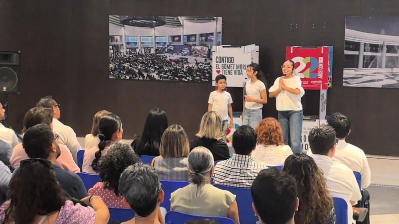 Conmemoran autoridades XXII aniversario del Gómez Morin en Querétaro 
