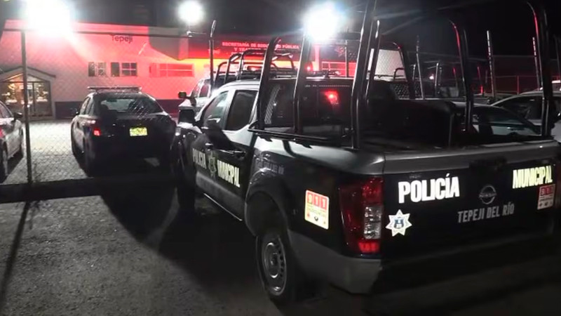 Pobladores de Tepeji, Hidalgo golpean y amarran a 4 presuntos ladrones 