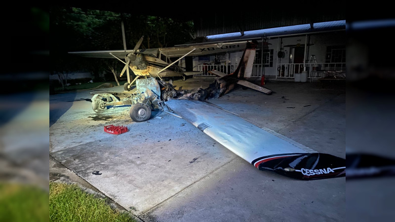 Comando ataca pista avionetas y quema una aeronave en Parácuaro; es el segundo ataque contra pistas de la Tierra Caliente de Michoacán