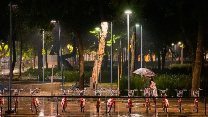 Pronostican frente frío y lluvias en varios estados