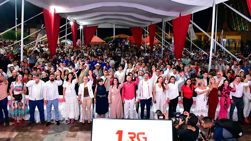 Destaca Reyes Galindo política de la mano del pueblo  