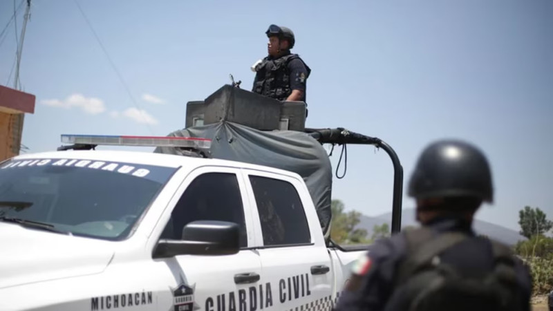 Arde Buenavista, Michoacán: nuevo enfrentamiento contra autoridades tras ataque mortal a policías 