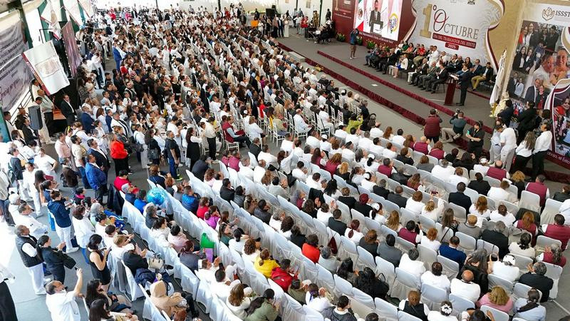 Beneficia ISSSTE a personal de enfermería y de terapia física con renivelación laboral 