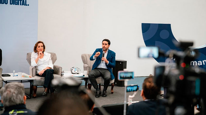"Morenistas hacen su trabajo sobre las rodillas": Agustín Dorantes  