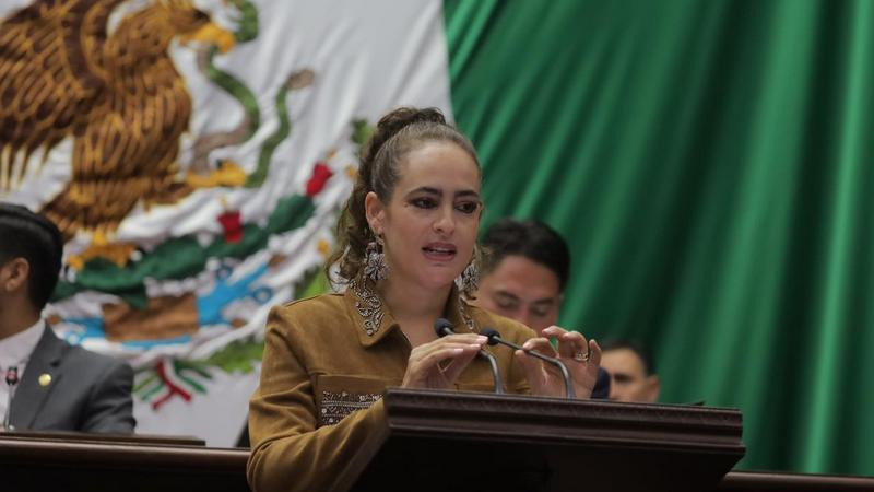 Va Sandra Arreola por reconocimiento de pueblos afroamericanos en Michoacán 
