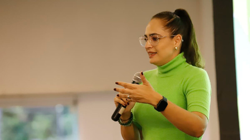 Sandra Arreola propone garantizar la justificación de inasistencias escolares por motivos menstruales en Michoacán 