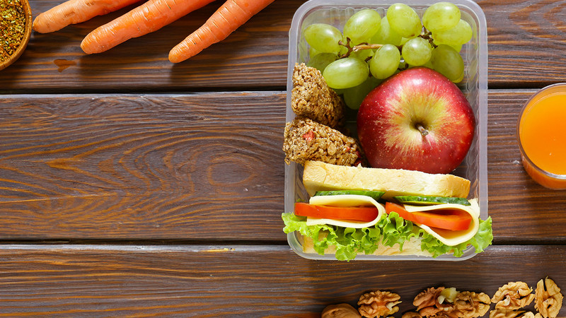 El reto de los refrigerios escolares y su huella en la salud 