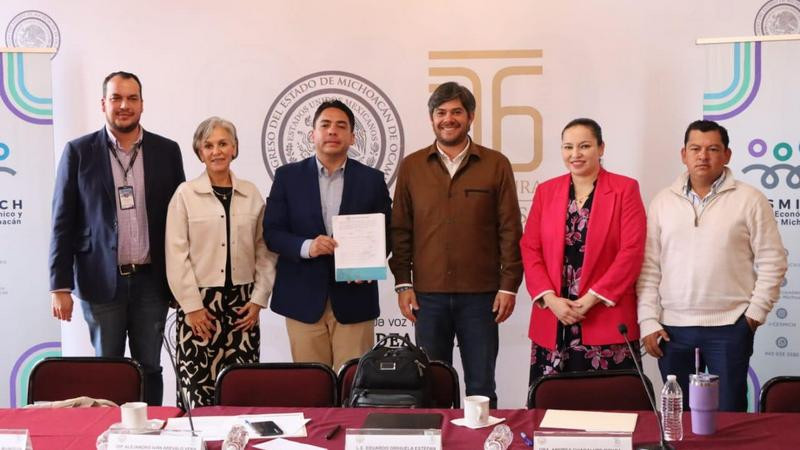 Recibe Congreso de Michoacán una iniciativa ciudadana más; 76 Legislatura refrenda su apertura y cercanía con la gente 