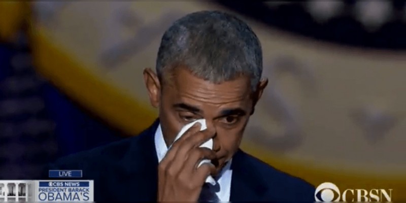  Barack Obama llora en su último discurso como Presidente; llama a EU a confiar  