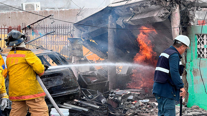 Se derrumban 6 viviendas por explosión de gas en Nuevo Laredo, Tamaulipas; una mujer perdió la vida 
