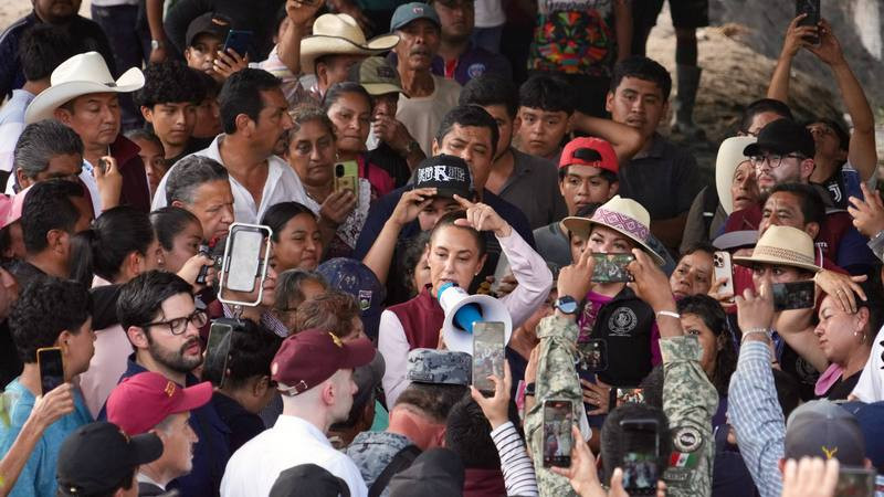 Informa presidenta Claudia Sheinbaum inicio de censo y apertura parcial de camino en Huehuetla, Hidalgo