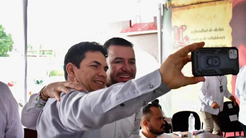 Sesiones solemnes deben ser con el pueblo: Reyes Galindo 