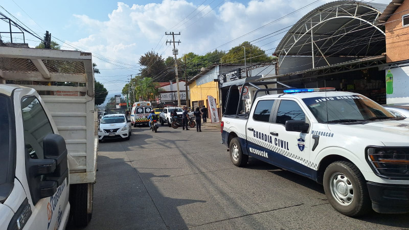 Balean a pareja en calles de Uruapan, Michoacán 