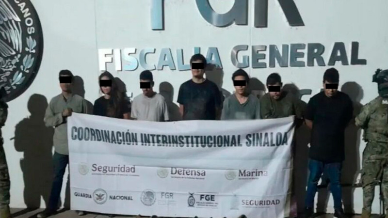 Capturan a 18 personas, aseguran cientos de miles de pesos en estupefacientes y un arsenal, en Sinaloa 