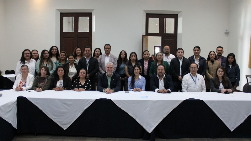 Se reúne Liliana San Martín con Industriales San Juan del Río, Querétaro