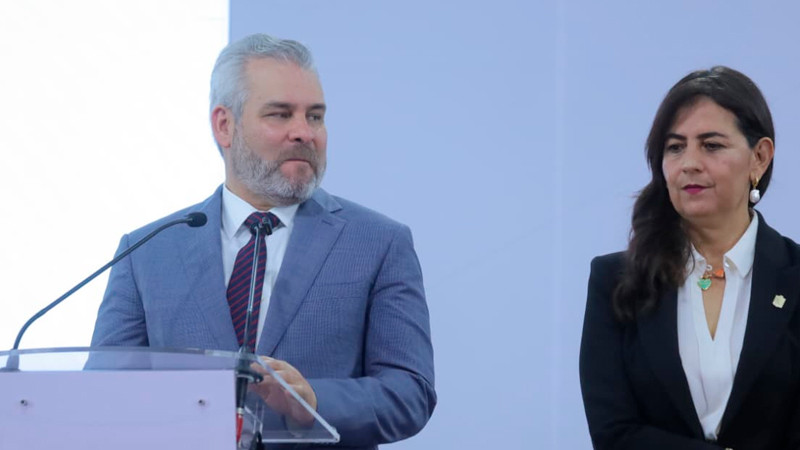 Contraloría investiga a Héctor Ayala por malos manejos en la SEE, confirma Bedolla 