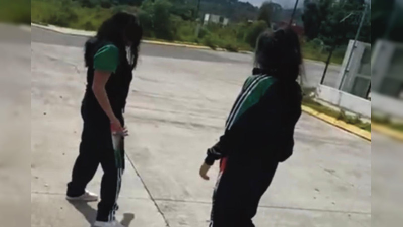 Indiferencia y bullying se apoderan del CECyTE 03 de Tancítaro, Michoacán: estudiantes promueven peleas entre alumnos mientras autoridades guardan silencio