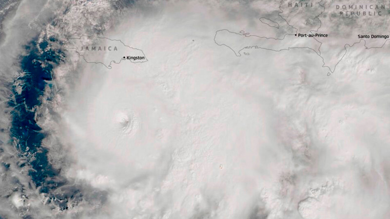 SRE pone a disposición de mexicanos números consulares en el Caribe por huracán 'Melissa' 