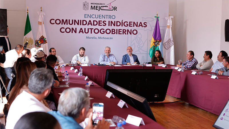 Ofrece Bedolla respaldo a nuevos autogobiernos; impulsa reconocimiento federal como cuarto nivel de gobierno 