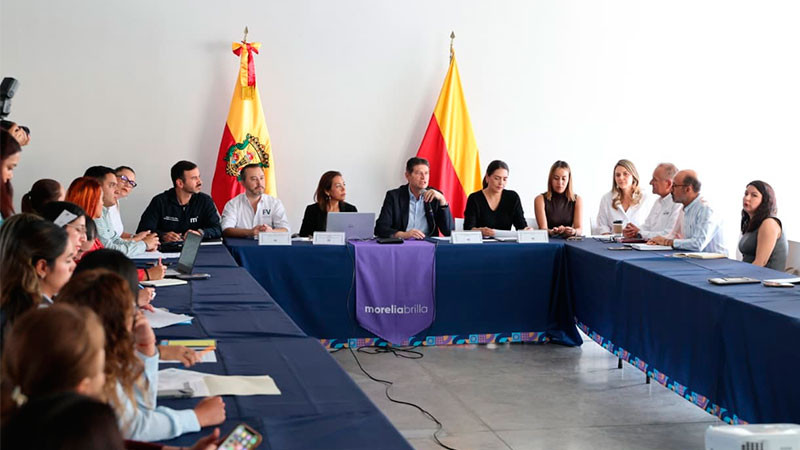 Gobierno de Alfonso Martínez fortalece programas de prevención y apoyo a mujeres 