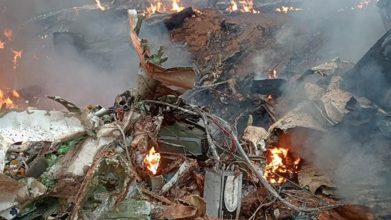 Tragedia aérea en Kenia: mueren 11 personas tras desplome de avioneta turística