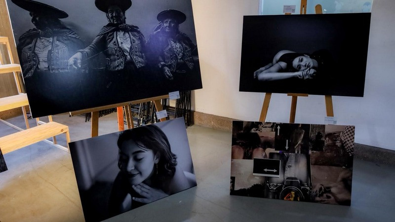 Inaugura Sonia Rocha el mural Las flores también nacen de las grietas en Querétaro 