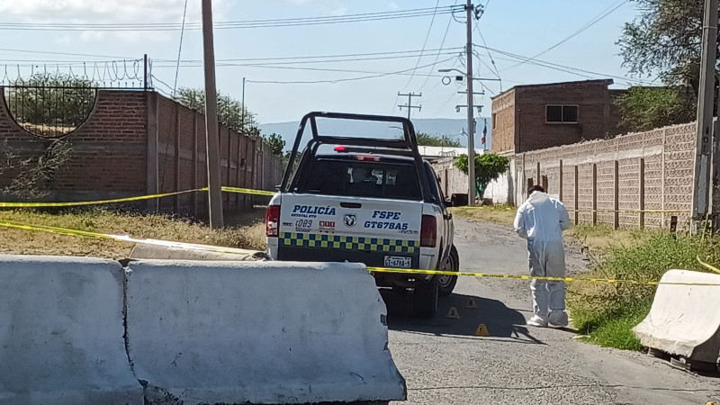 A metralla reciben a policías de Guanajuato en comunidad de Apaseo El Grande; hay dos heridos