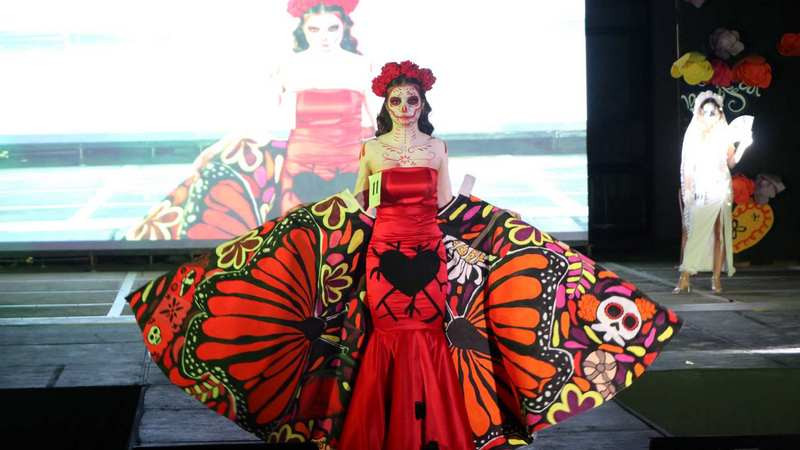 Entre la fe, la cultura y la tradición, celebran el Día de Muertos en la UAG 