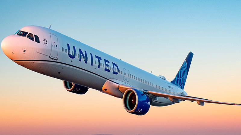 Chocan dos aviones en aeropuerto de Nueva York; no se reportan lesionados