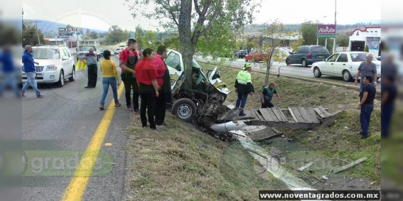 Muere normalista en accidente carretero en Morelia  