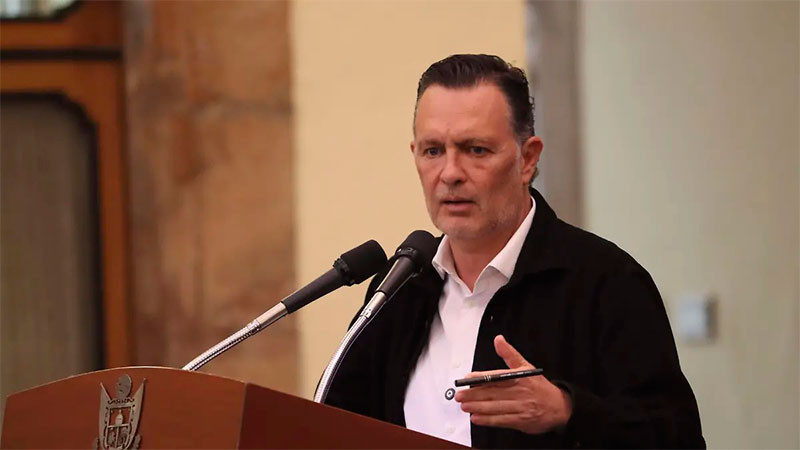 Condena gobernador de Querétaro el homicidio del alcalde Carlos Manzo: "El país necesita orden y paz" 